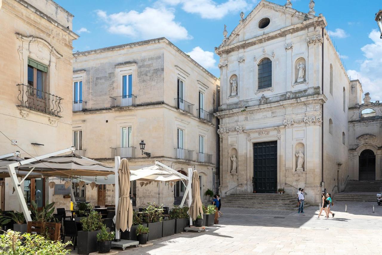 Palazzo Charlie Bed & Breakfast Lecce Dış mekan fotoğraf