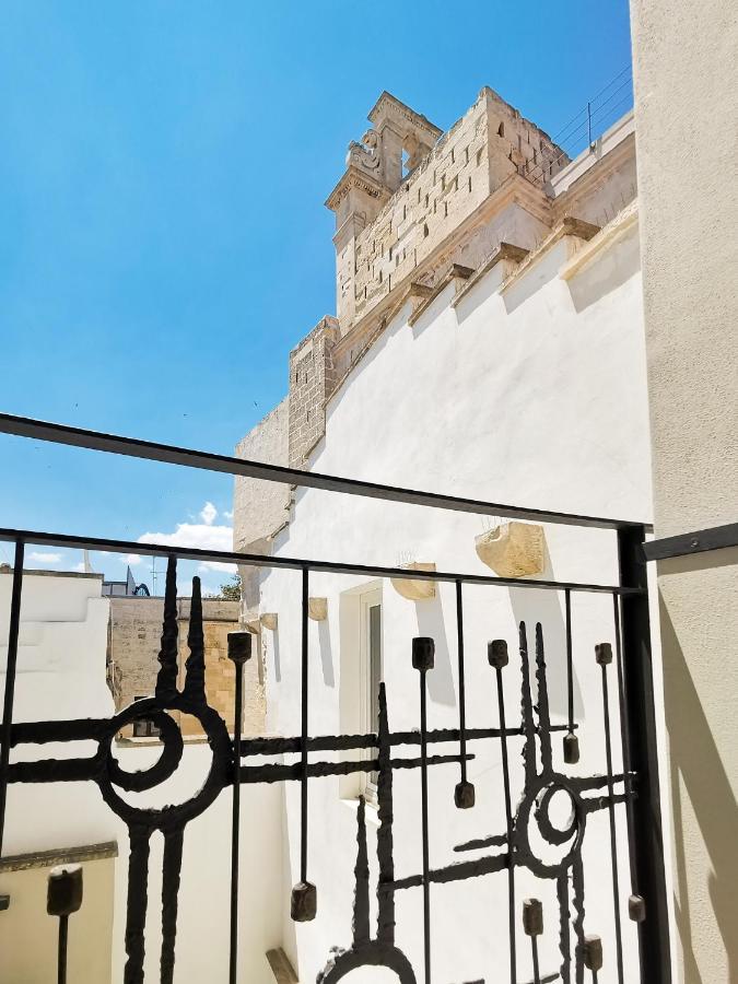 Palazzo Charlie Bed & Breakfast Lecce Dış mekan fotoğraf