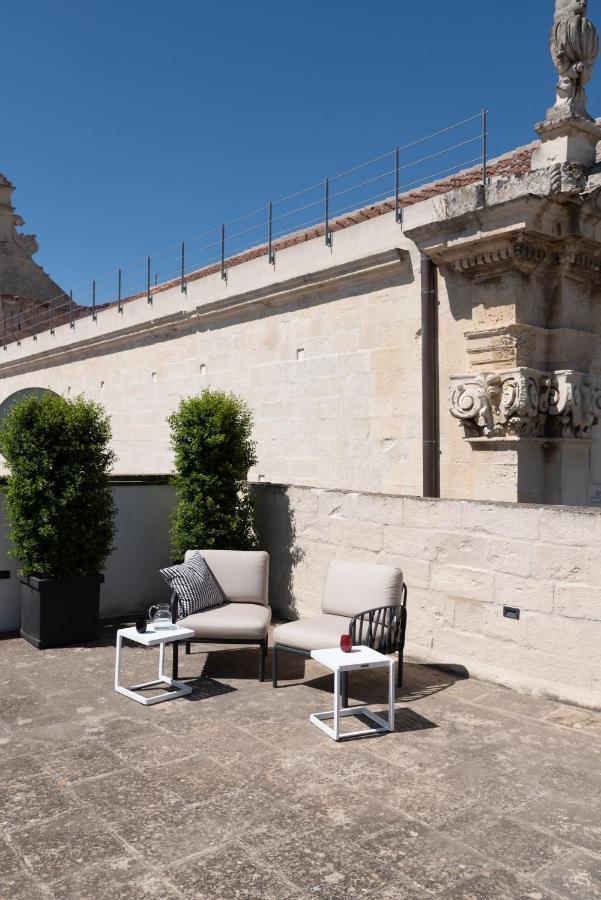 Palazzo Charlie Bed & Breakfast Lecce Dış mekan fotoğraf